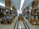 La Librería del BOE se transforma con la incorporación de 66 sellos universitarios